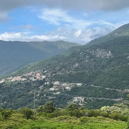 Nid Douillet Entre Et Montagne Pour Famille *